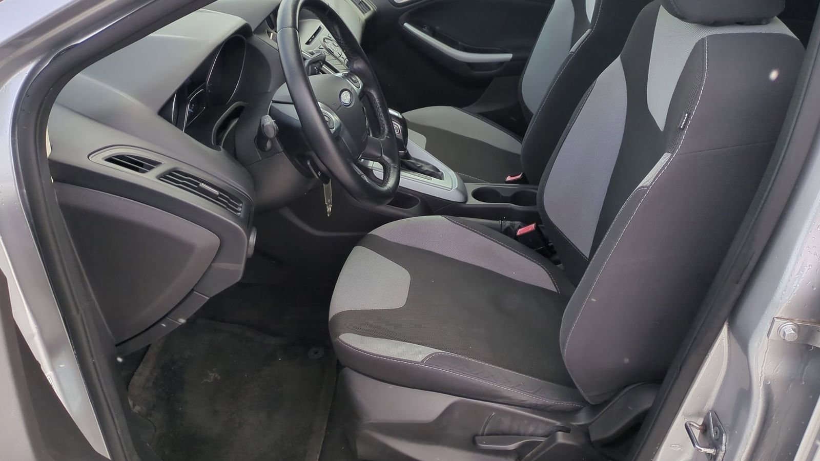 Used 2012 Ford Focus SE image 13