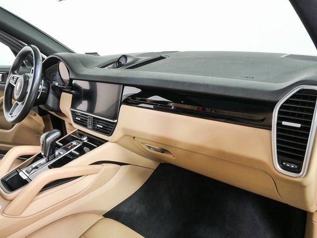 Certified 2020 Porsche Cayenne AWD/4WD image 26
