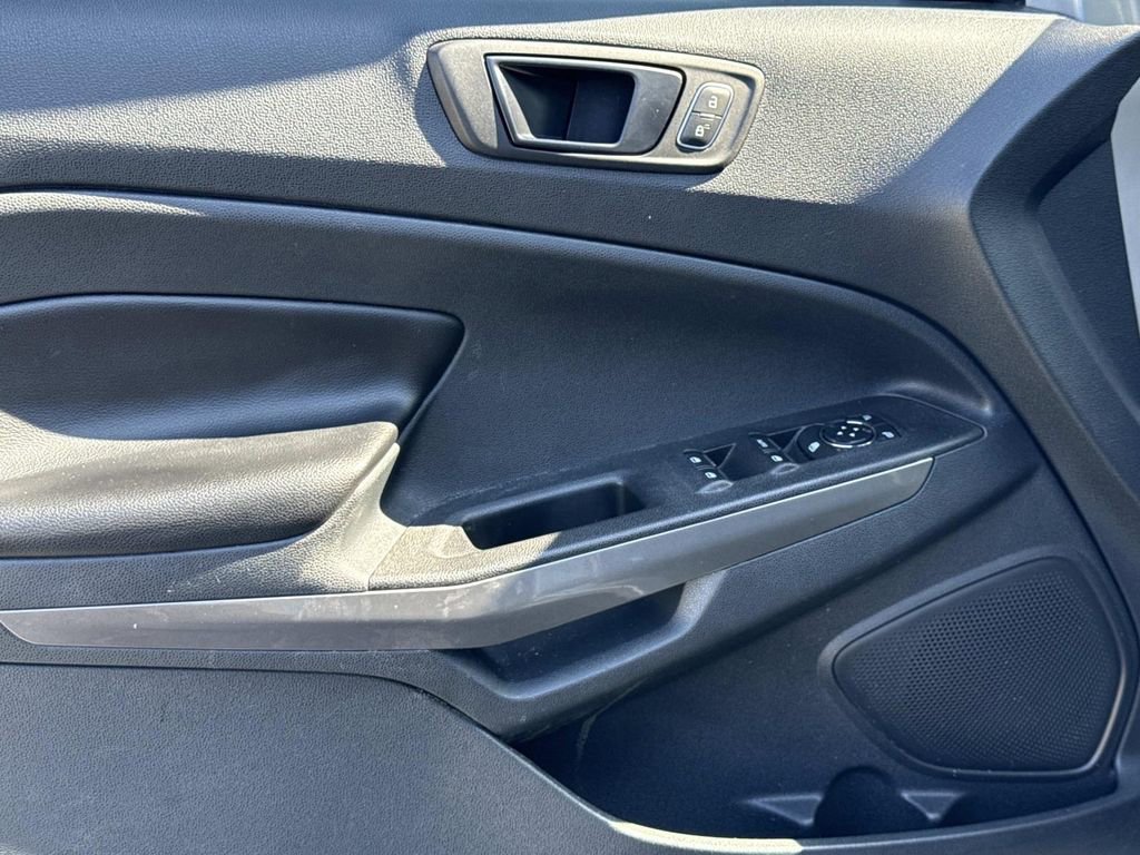 Used 2021 Ford EcoSport SES image 17