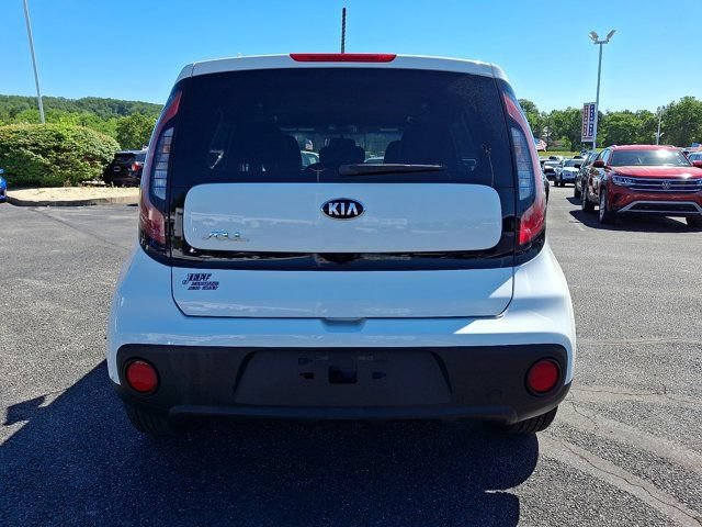 Used 2017 Kia Soul FWD image 7