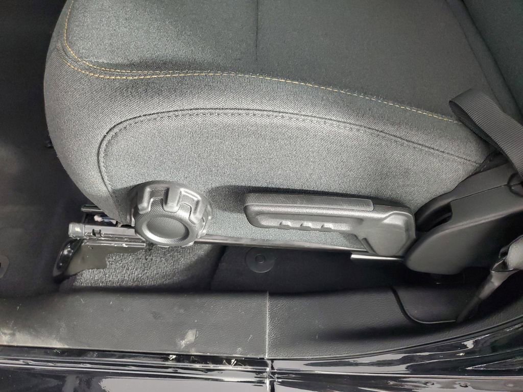 Used 2025 Jeep Wrangler Sport image 25