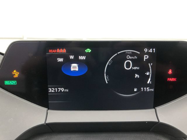 Used 2023 Toyota Prius LE FWD image 17
