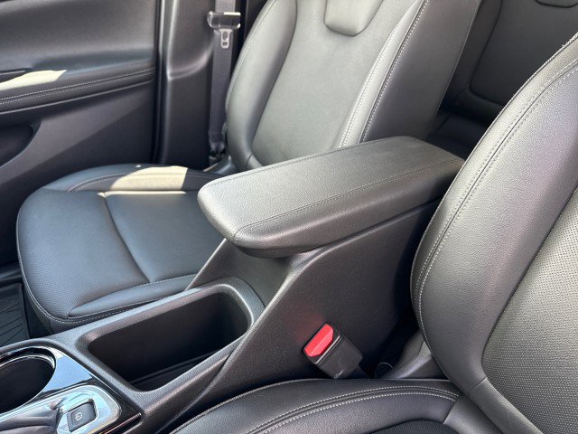 Certified 2024 Buick Encore GX Sport Touring w/ Comfort Package image 13