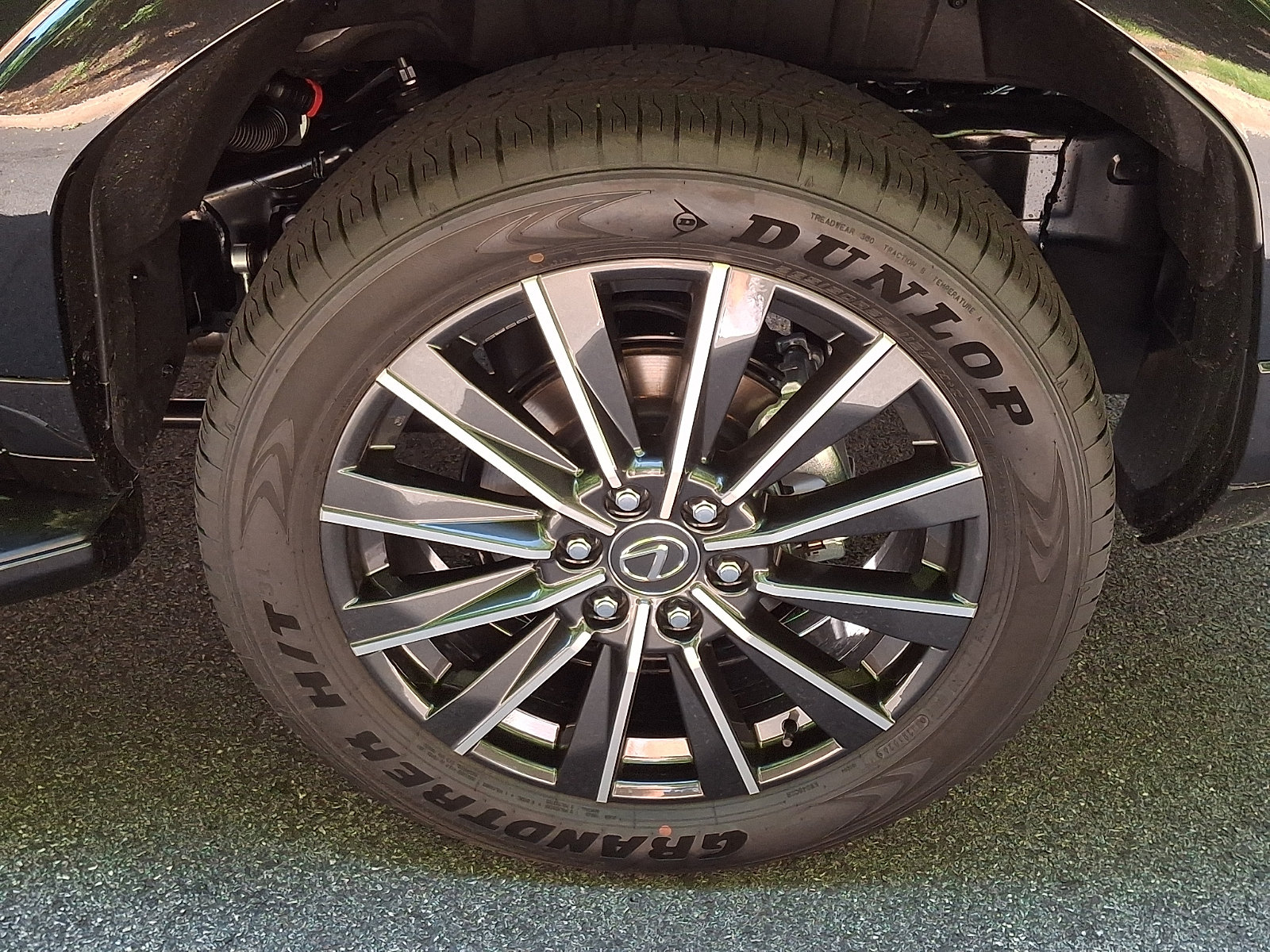 New 2026 Lexus GX 550 AWD/4WD image 5
