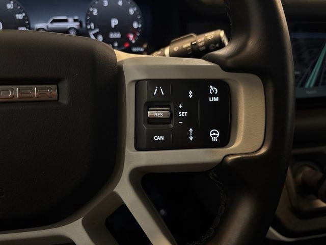 Used 2024 Land Rover Defender 110 S AWD/4WD image 28