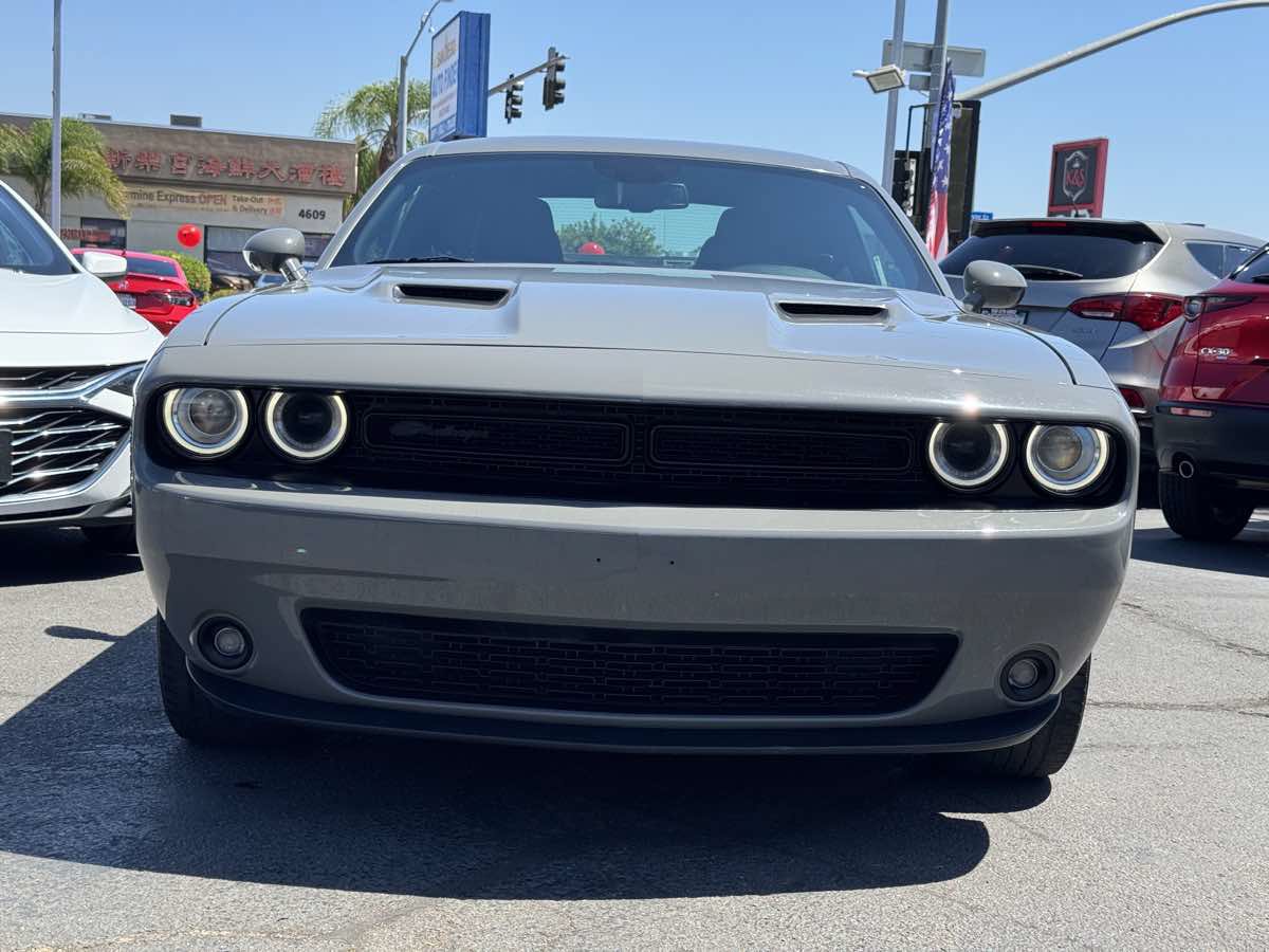 Used 2023 Dodge Challenger SXT w/ Blacktop Package RWD image 5