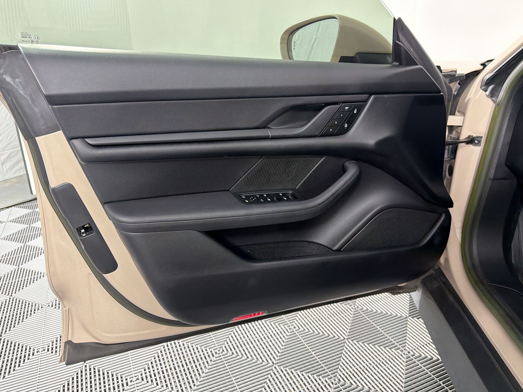 Certified 2023 Porsche Taycan RWD image 27