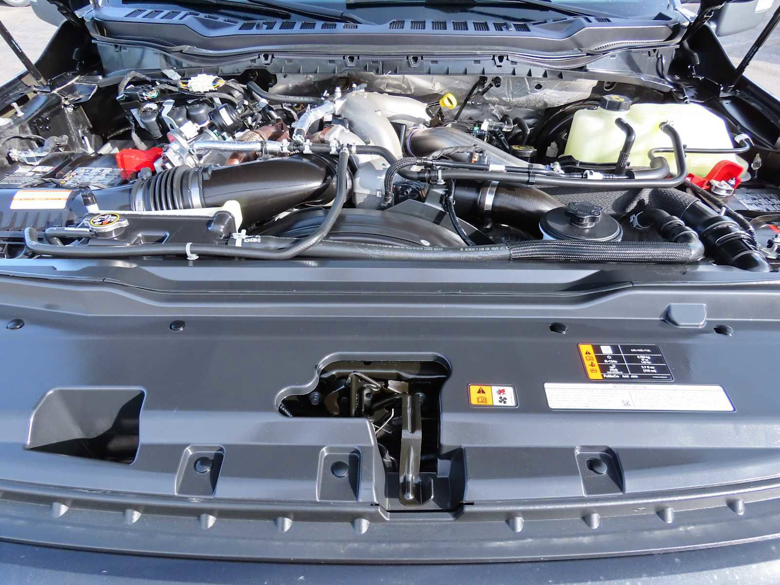 Certified 2024 Ford F250 Lariat w/ Lariat Ultimate Package image 16