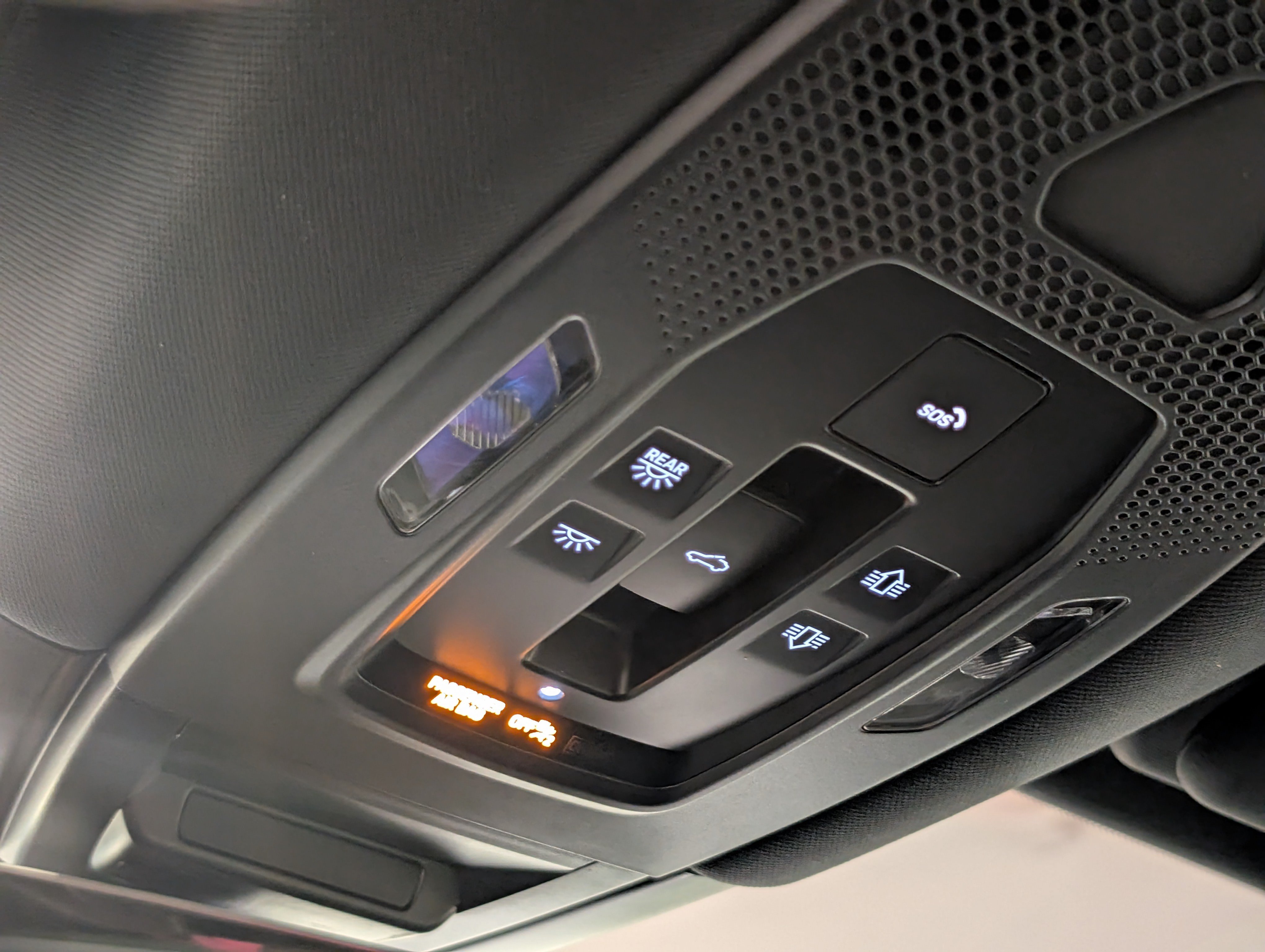 Certified 2025 Porsche Cayenne S AWD/4WD image 39