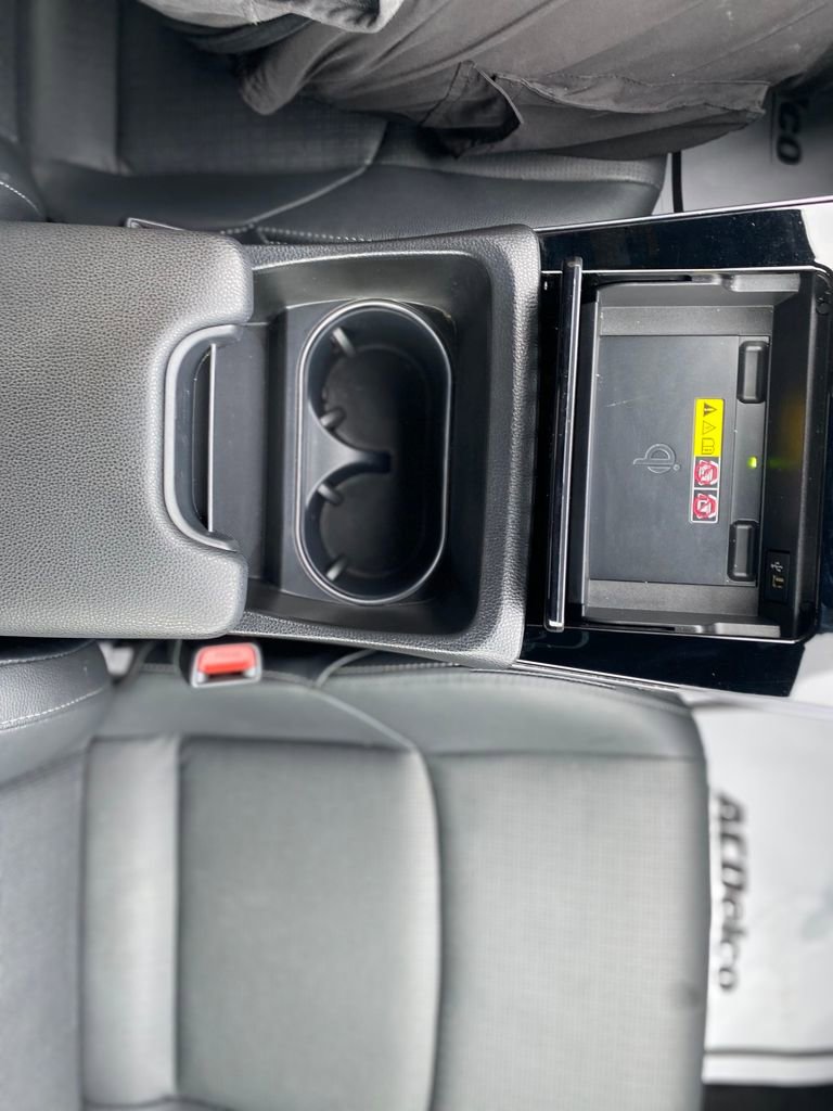 Used 2023 Toyota bZ4X Limited image 23