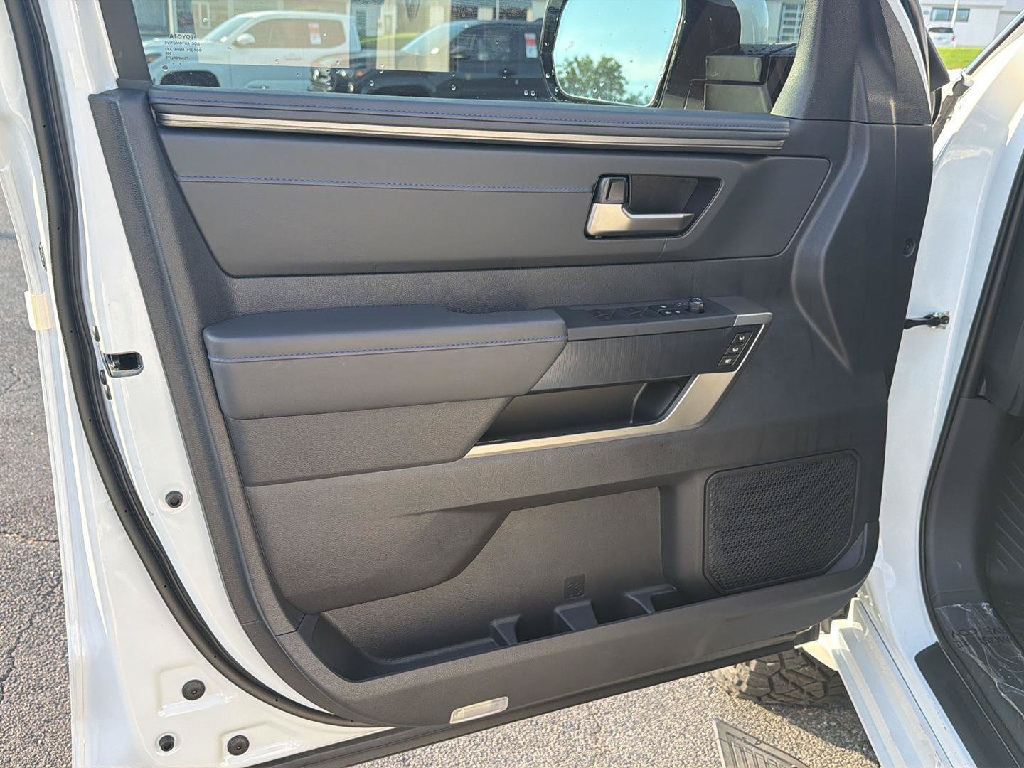 New 2026 Toyota Tundra Platinum AWD/4WD image 17