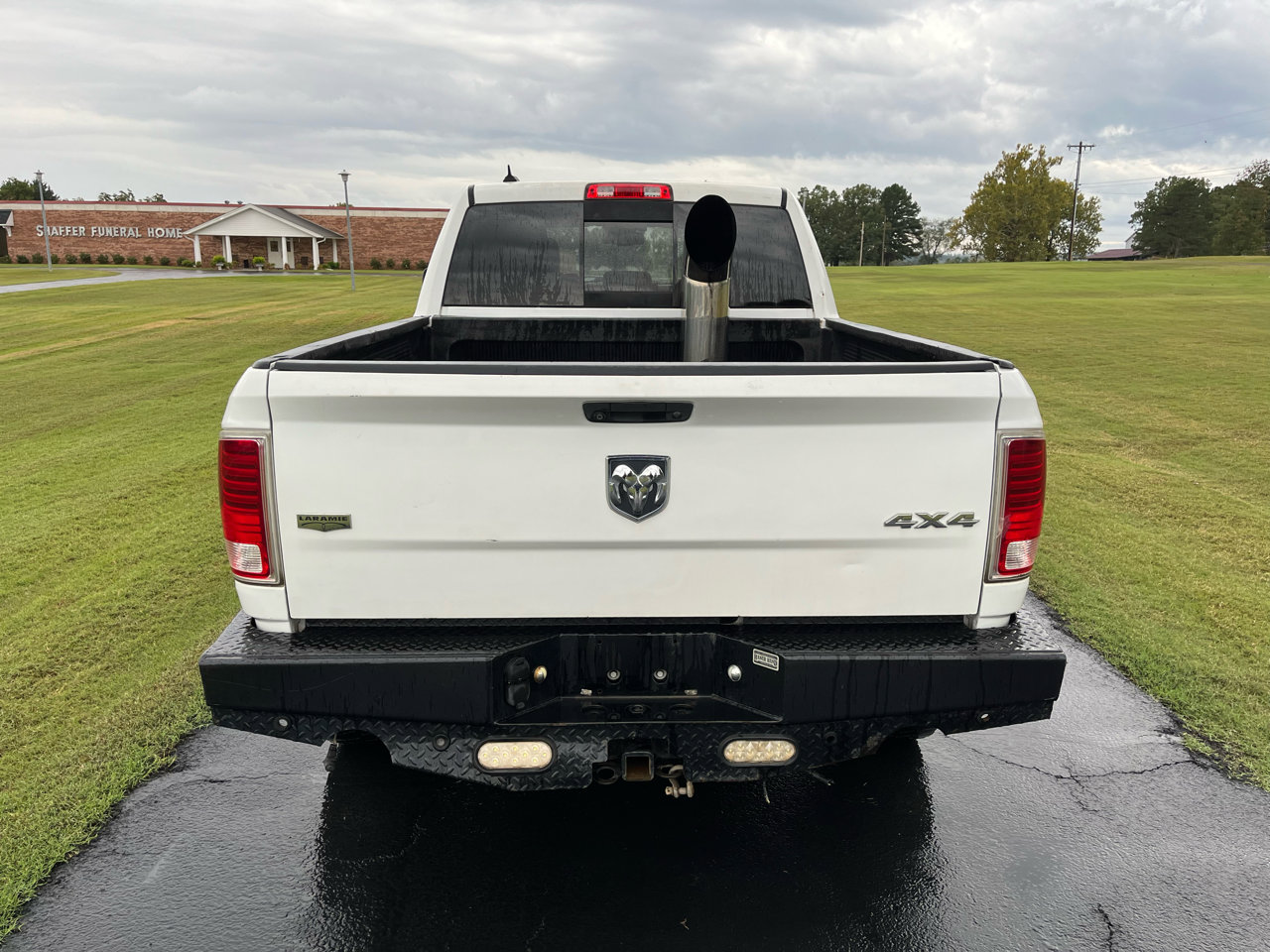 Used 2014 RAM 1500 Laramie w/ Convenience Group image 7