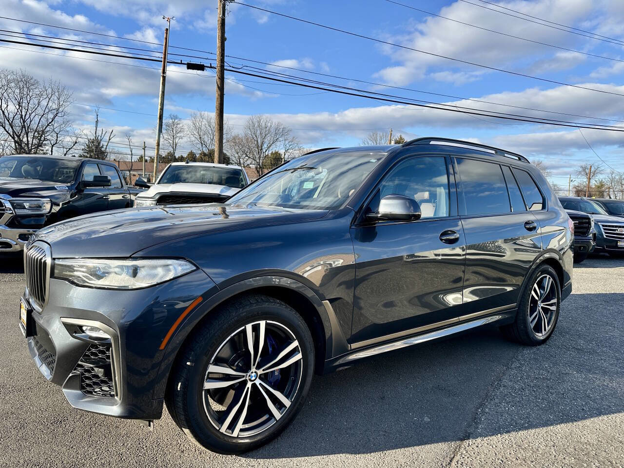 Used 2020 BMW X7 M50i w/ Cold Weather Package image 4
