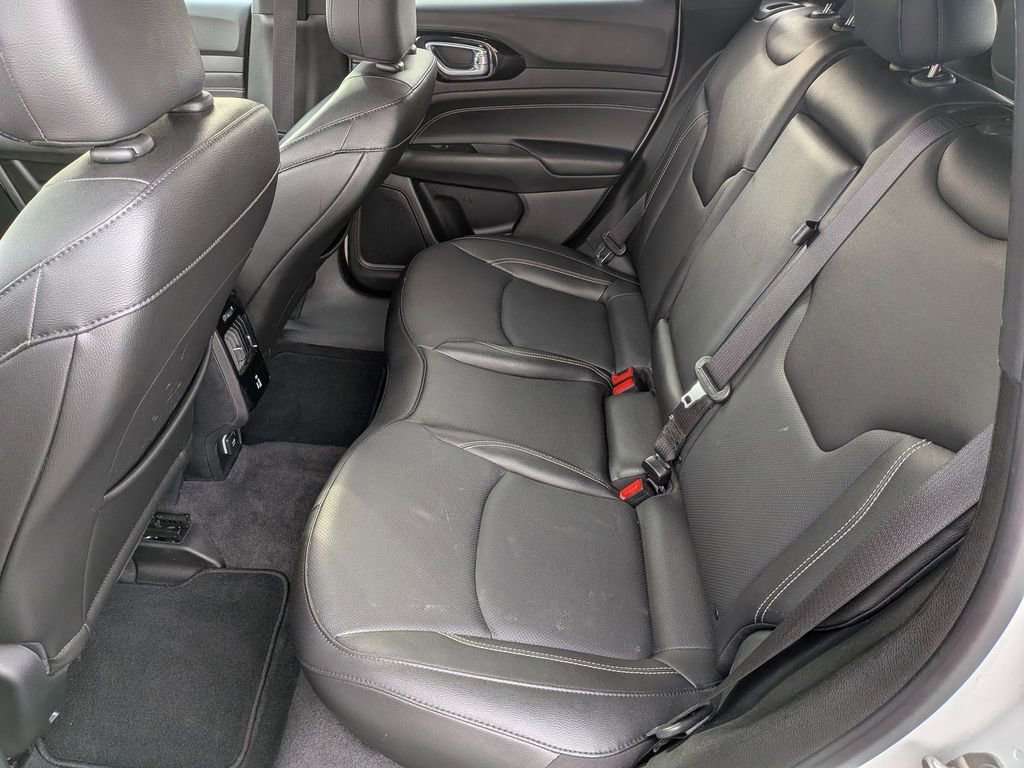 Used 2024 Jeep Compass Limited w/ High Altitude Package image 17