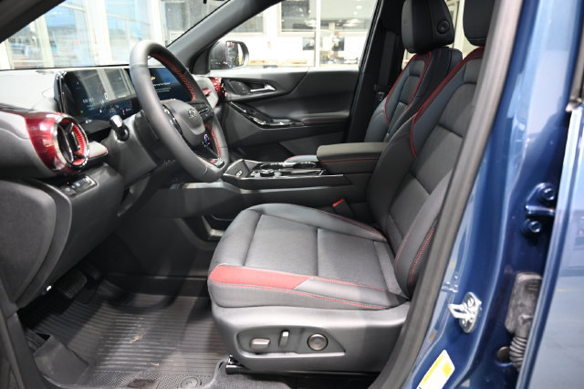 New 2027 Chevrolet Equinox RS FWD image 9