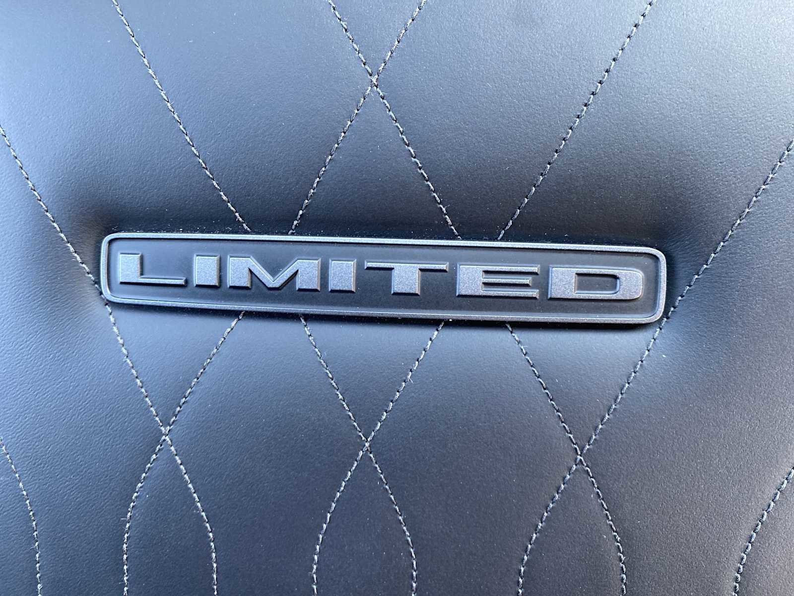 New 2025 RAM 2500 Limited image 14