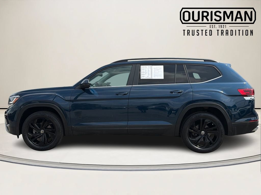 Used 2022 Volkswagen Atlas SE w/ Black Wheel Package AWD/4WD image 3