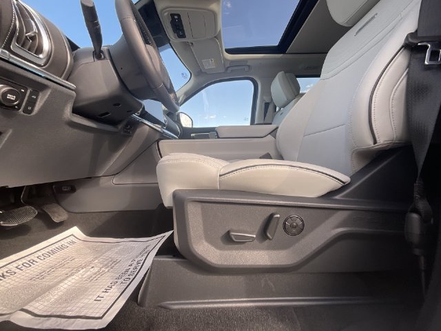 New 2027 Ford Expedition Max Platinum w/ Platinum Ultimate Package AWD/4WD image 12