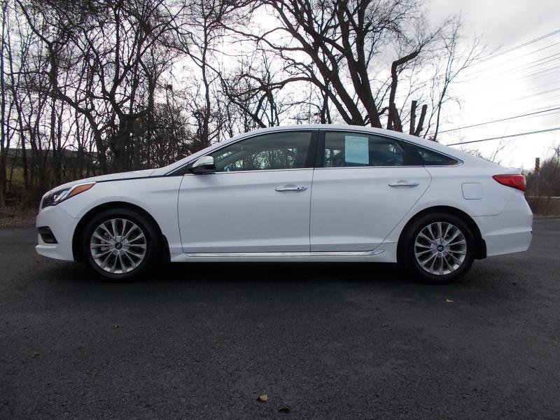 Used 2015 Hyundai Sonata Limited FWD image 2