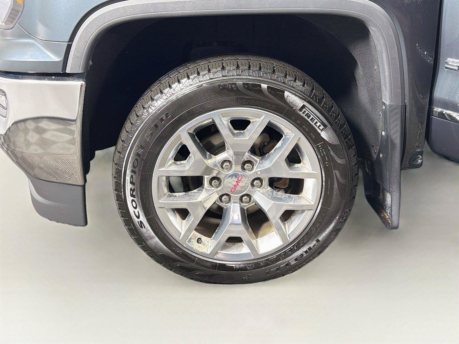 Used 2017 GMC Sierra 1500 SLT w/ SLT Premium Package AWD/4WD image 32
