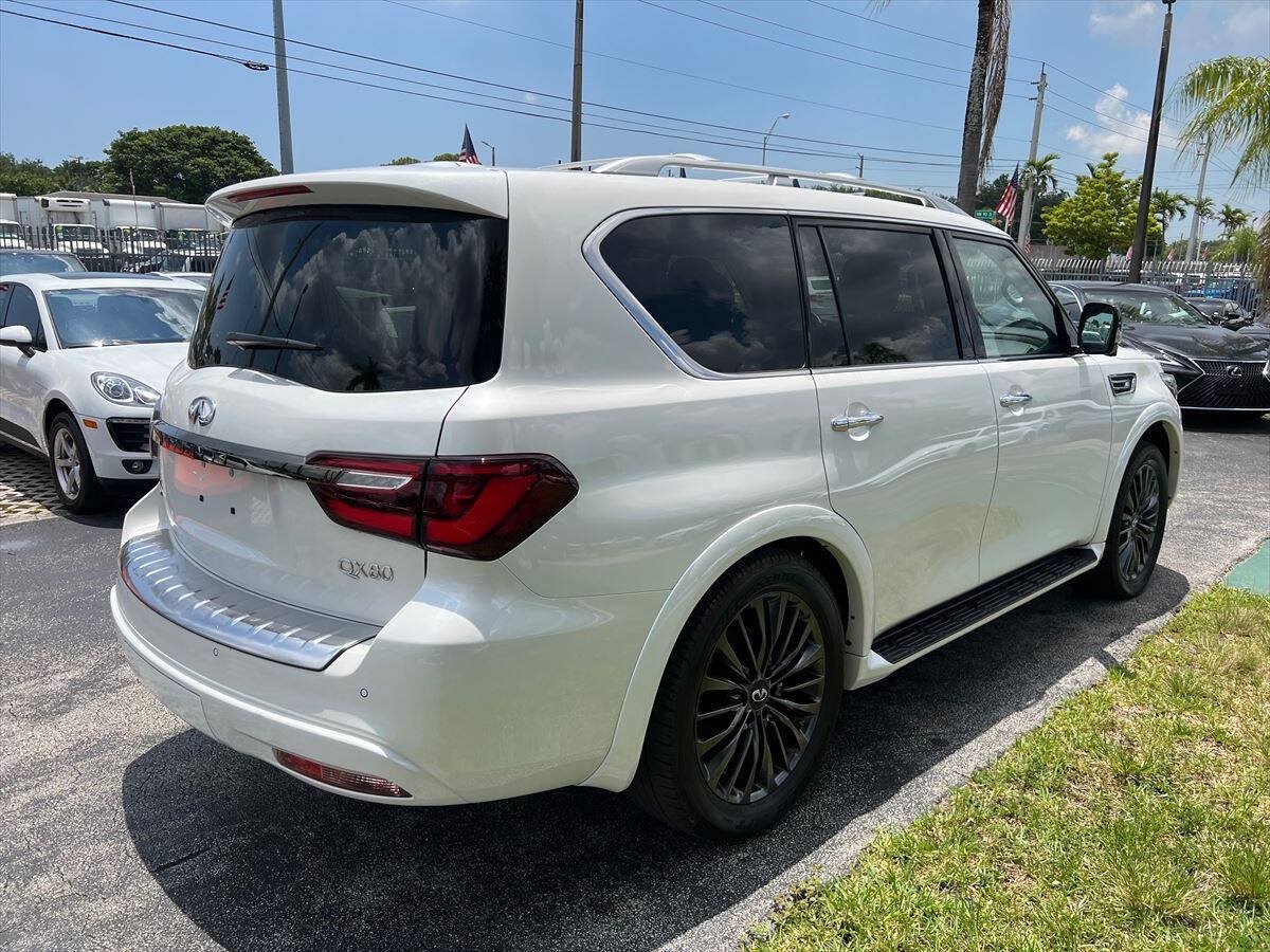 Used 2023 INFINITI QX80 Premium Select w/ All-Season Package AWD/4WD image 5