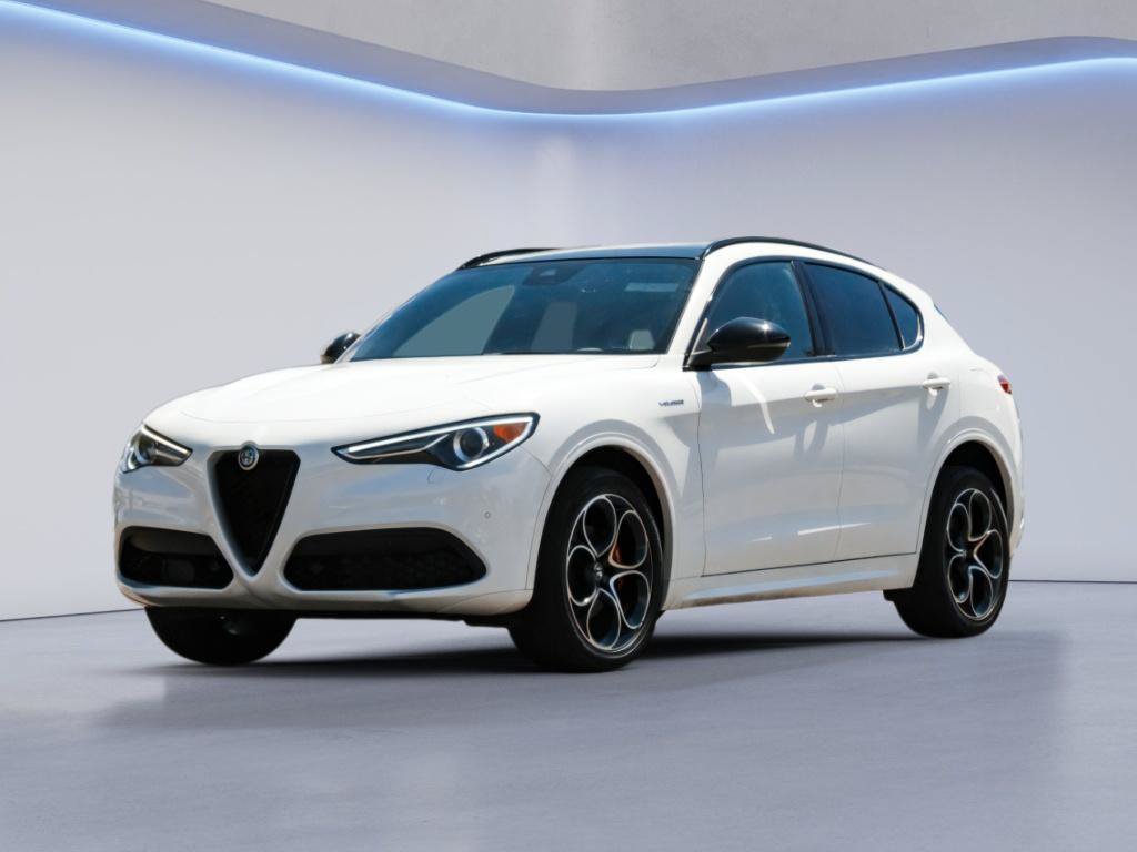 Used 2023 Alfa Romeo Stelvio Veloce AWD/4WD image 1