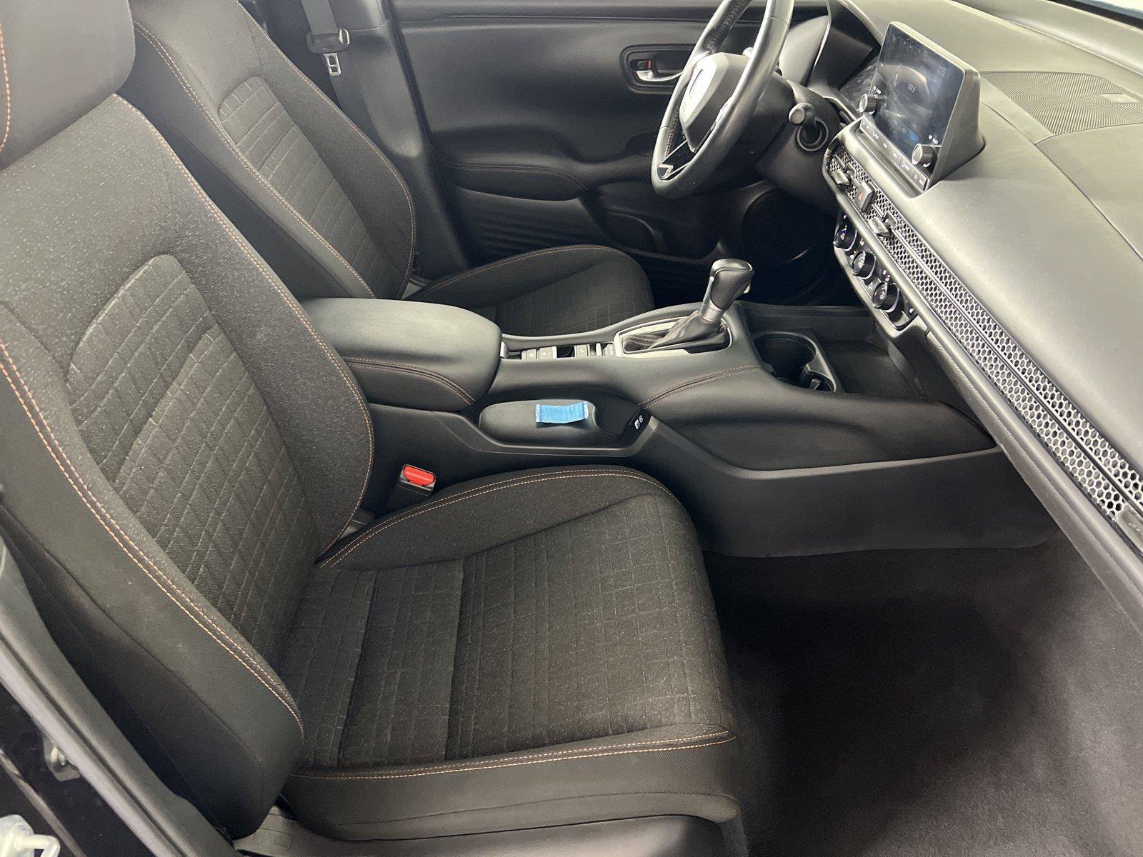Used 2023 Honda HR-V Sport image 12