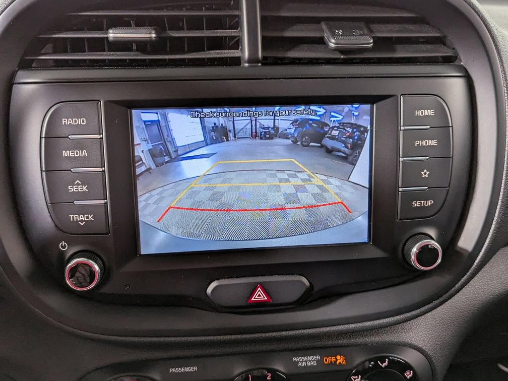 Used 2020 Kia Soul S FWD image 19