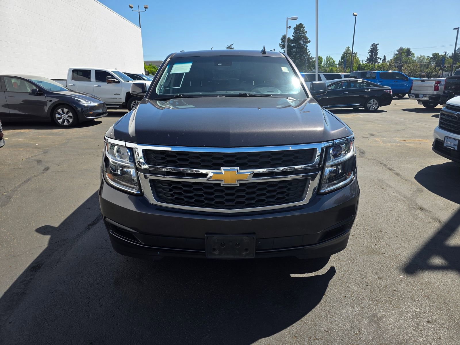 Used 2016 Chevrolet Suburban LT AWD/4WD image 3