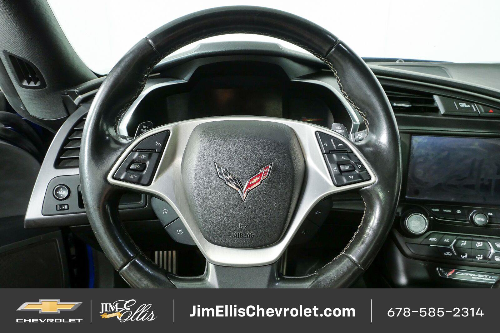 Used 2017 Chevrolet Corvette Stingray Coupe w/ 1LT RWD image 10