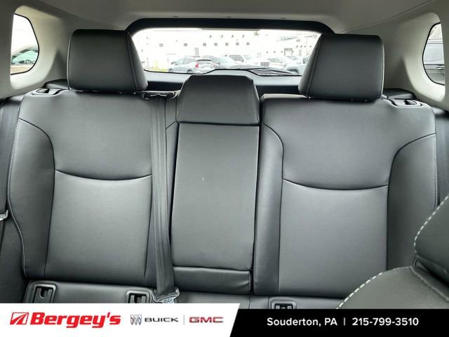 Used 2023 Toyota Corolla Cross XLE w/ Convenience Package image 24