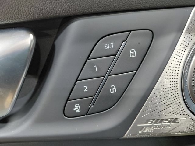 Used 2025 Buick Enclave Avenir AWD/4WD image 14