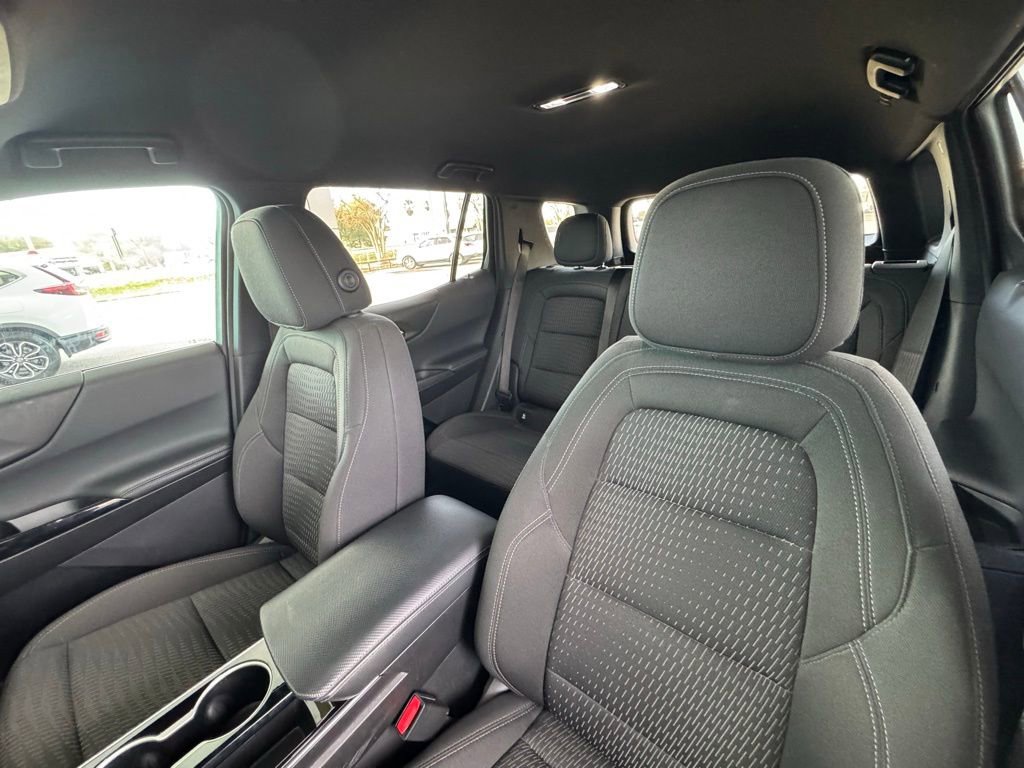 Used 2025 Chevrolet Equinox LT image 14