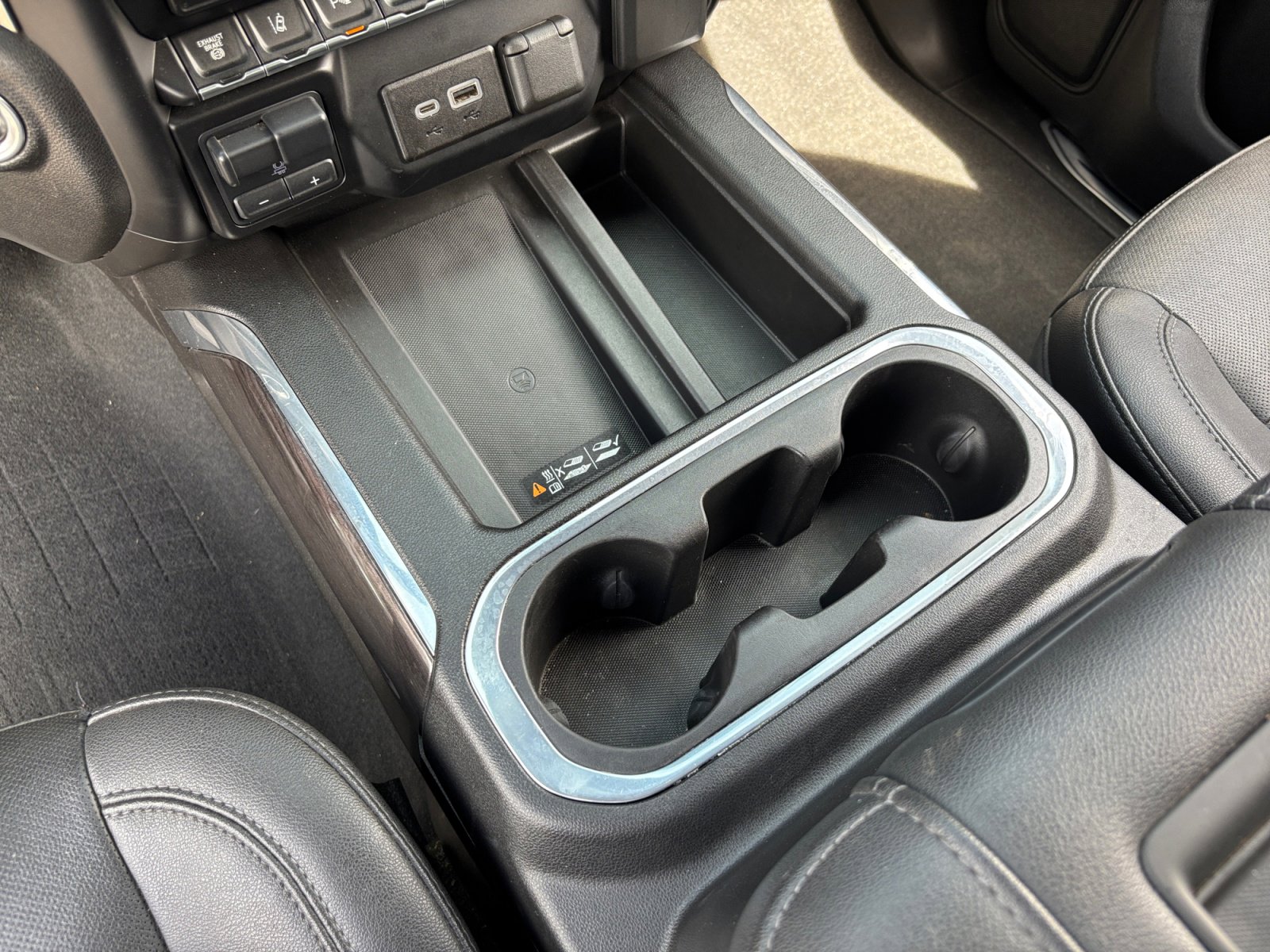 Used 2021 Chevrolet Silverado 2500 LTZ w/ LTZ Premium Package image 15