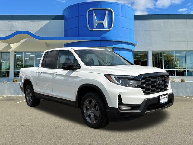 Used 2024 Honda Ridgeline TrailSport image 1