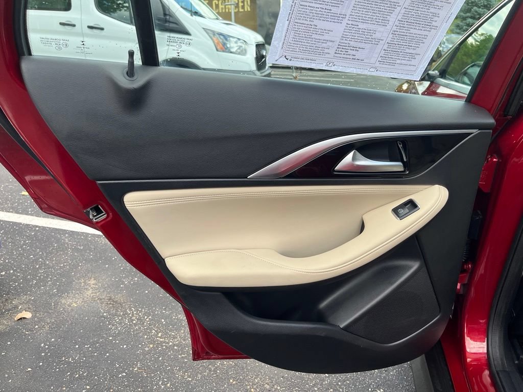 Used 2019 INFINITI QX30 AWD w/ Navigation Package image 24