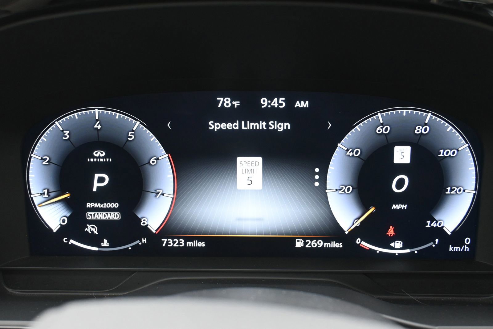 Used 2025 INFINITI QX60 Luxe w/ Vision Package FWD image 14