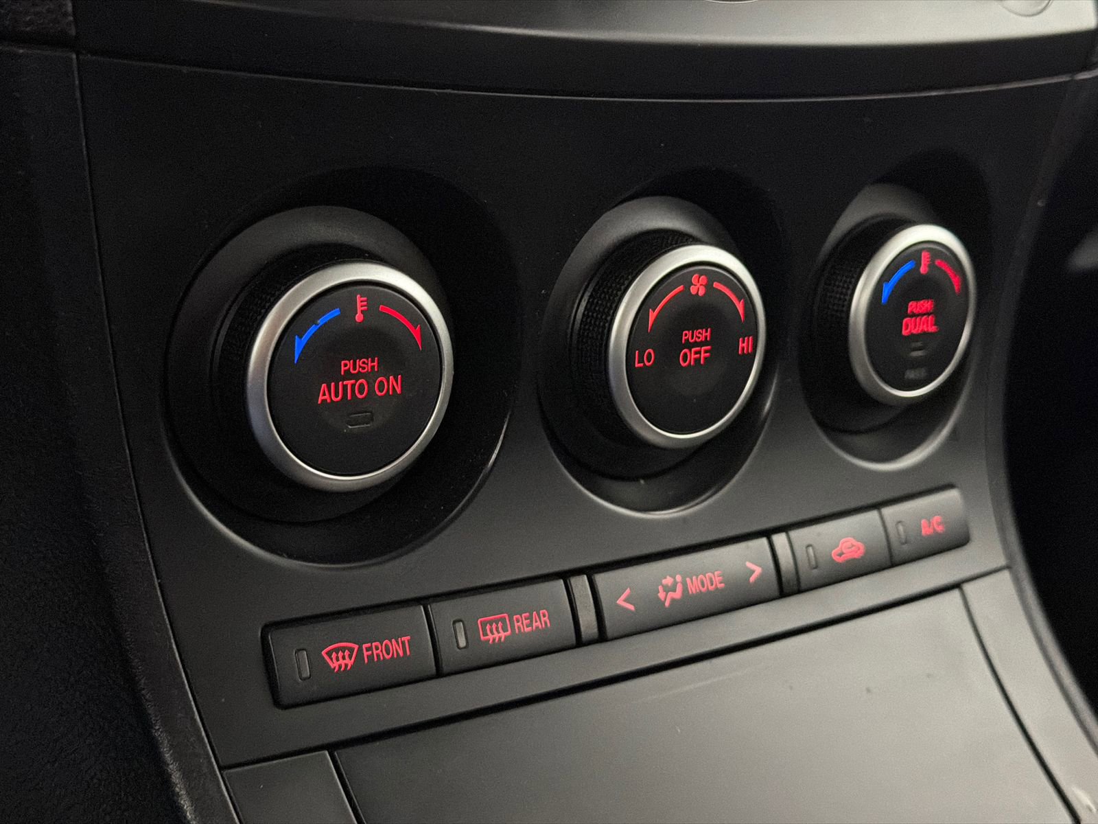 Used 2013 MAZDA MAZDA3 i Touring FWD image 24