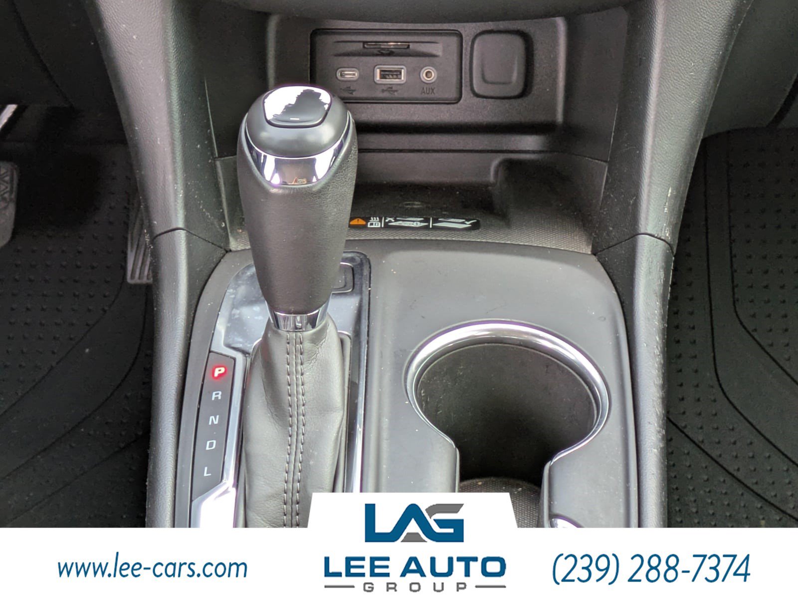 Used 2019 Chevrolet Equinox Premier FWD image 18