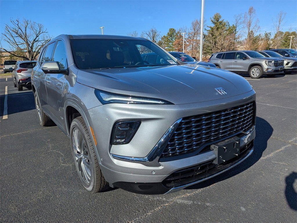 New 2026 Buick Enclave Avenir w/ Super Cruise Package image 2