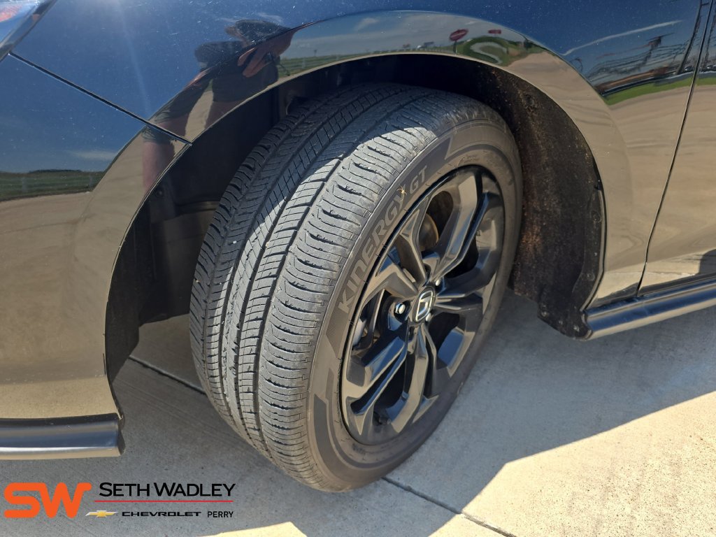 Used 2025 Honda Accord SE image 32