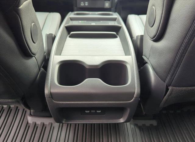 New 2026 Honda Odyssey Touring image 17