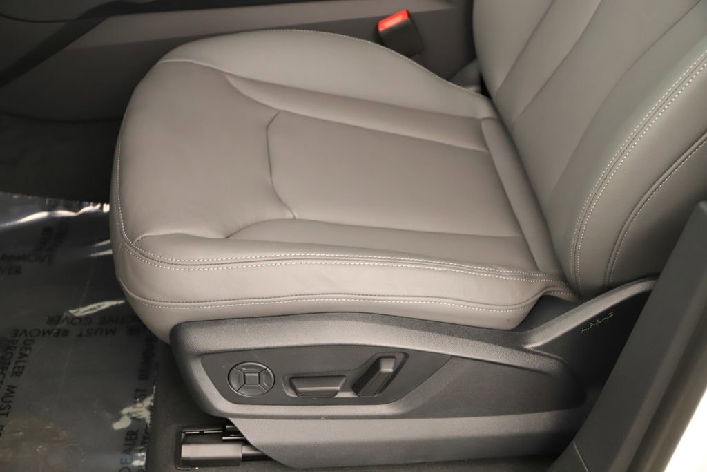 New 2026 Audi Q8 Premium image 25