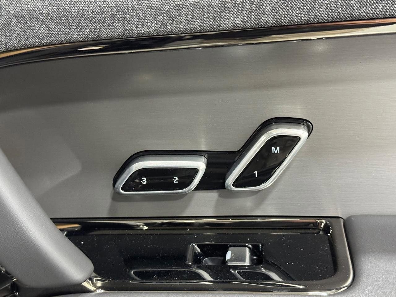 New 2026 Land Rover Range Rover Sport Dynamic SE image 19