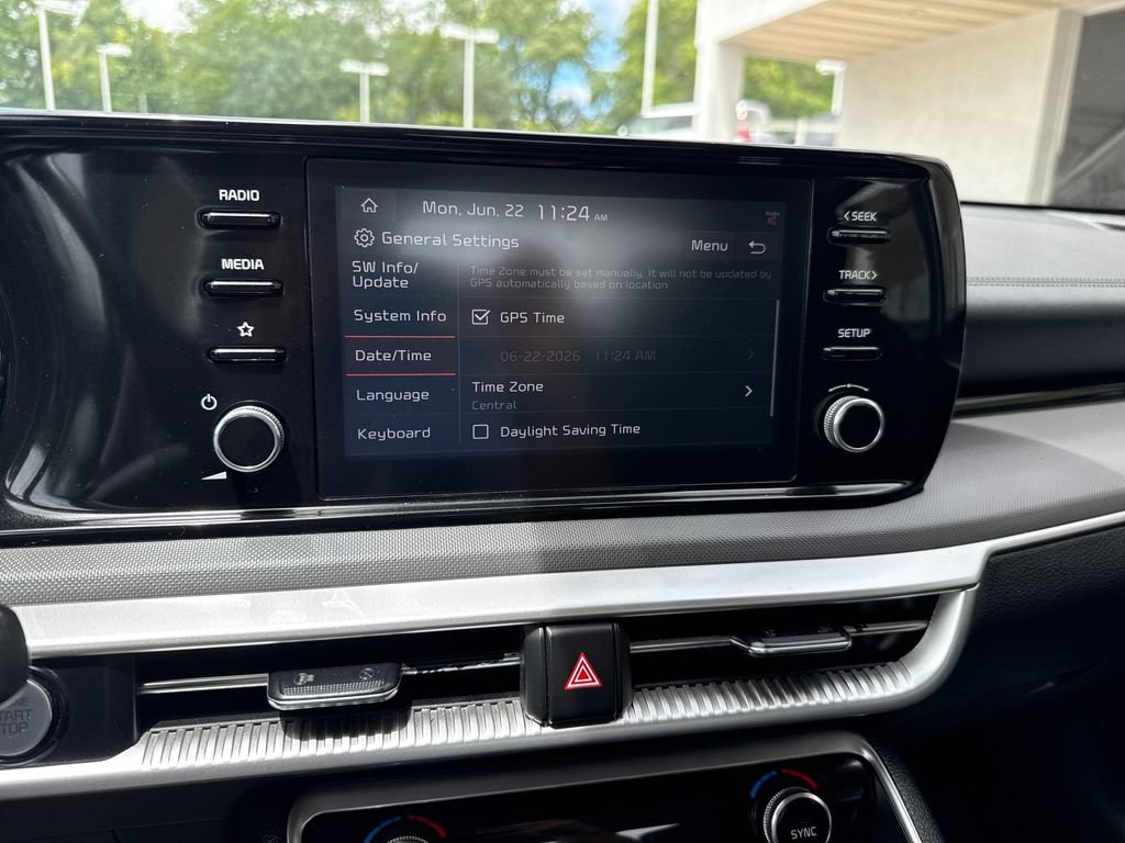 Used 2022 Kia K5 LXS FWD image 18