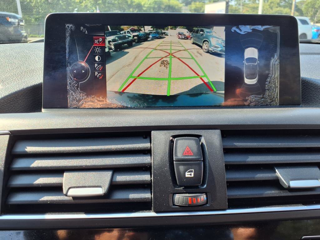 Used 2015 BMW 228i xDrive Convertible image 27