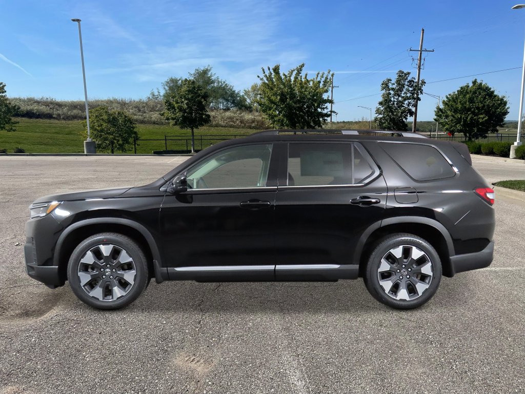 New 2026 Honda Pilot Elite image 2