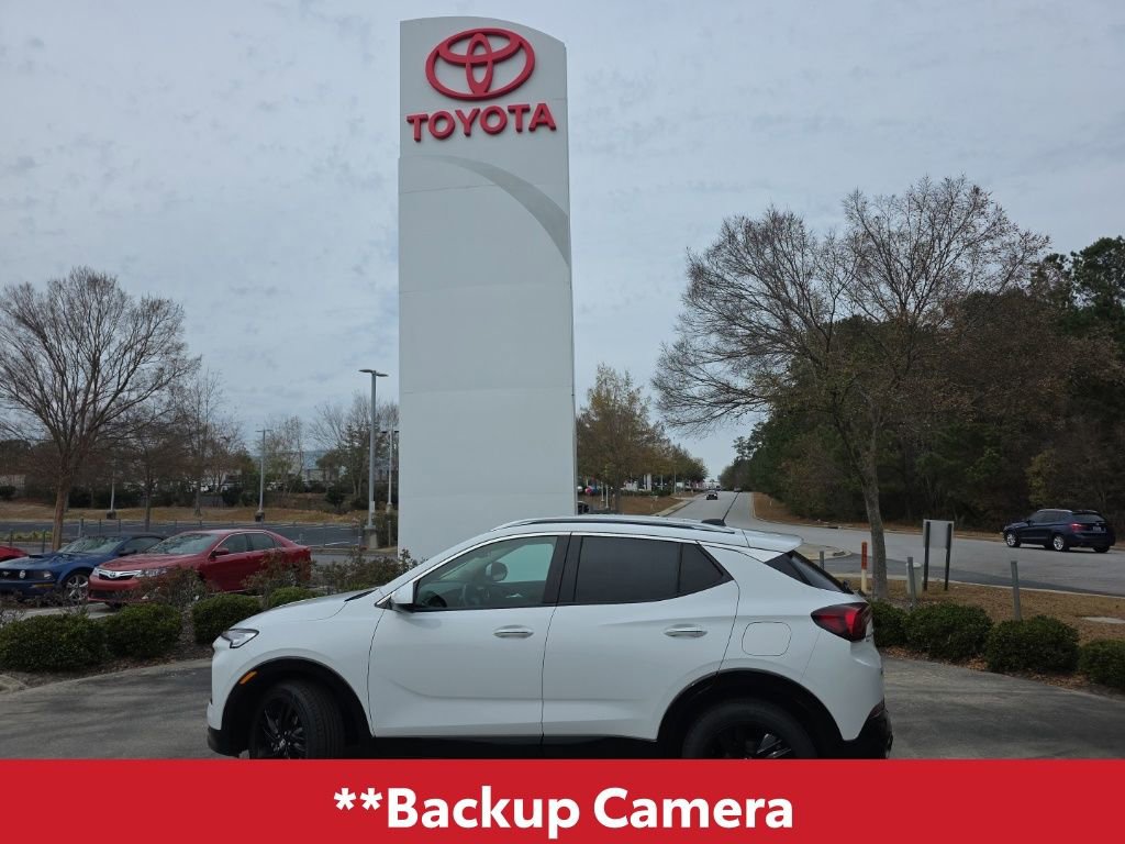 Used 2024 Buick Encore GX Sport Touring image 4