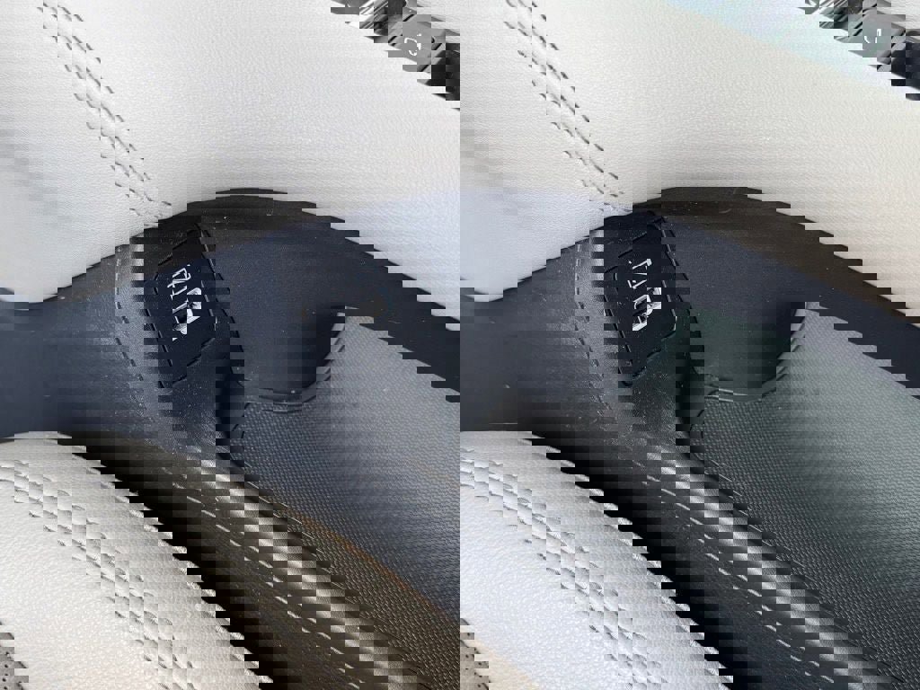 Used 2023 Honda HR-V EX-L image 21