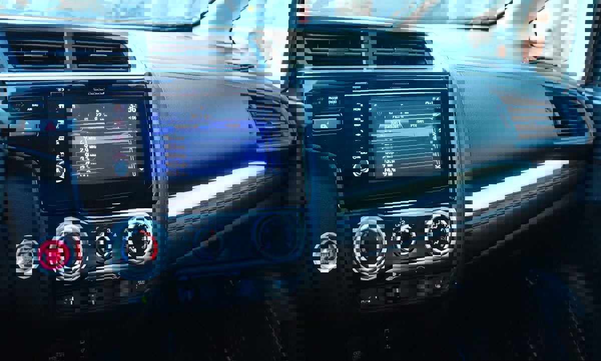 Used 2019 Honda Fit EX image 42